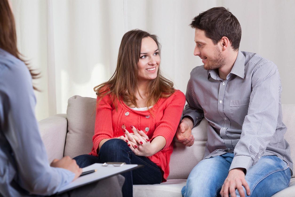 happycouplecouch